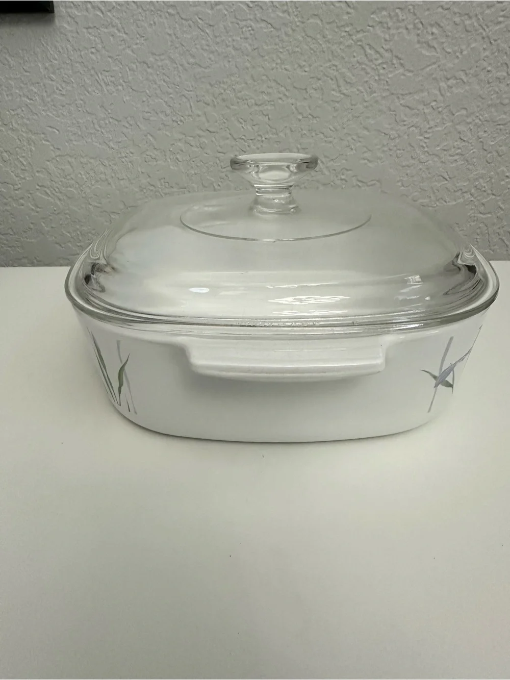 Vintage CorningWare Casserole Dish w/Lid-Shadow Iris Pattern(1985-1995)-2 Liter